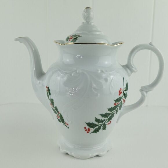 Royal Kent Holiday Holly Coffee Pot & Lid Poland - Picture 1 of 13